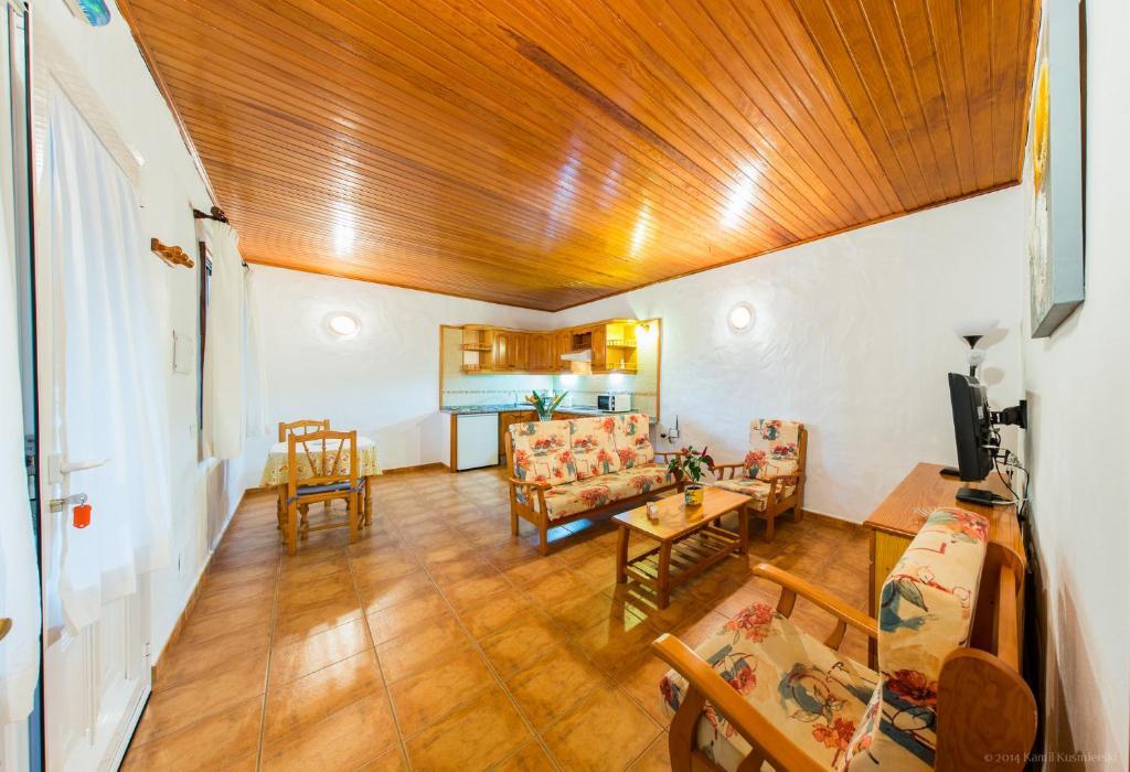 Vv Complejo Vacacional Villamaria Los Llanos De Aridane Bagian luar foto